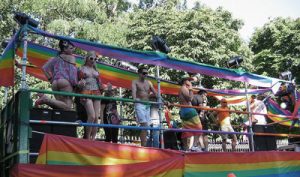 gay_pride_web_5ed8bcaf0e00f64c707215f58f4493a1